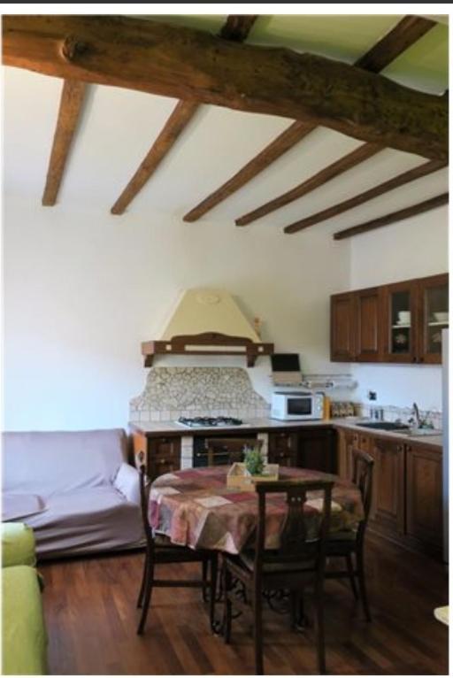 Casa In Palazzo Storico Apartment Locate di Triulzi Exterior photo